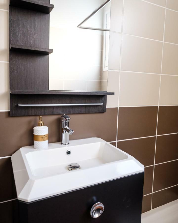 The Loft Studio Apartment ลาร์นาคา ภายนอก รูปภาพ